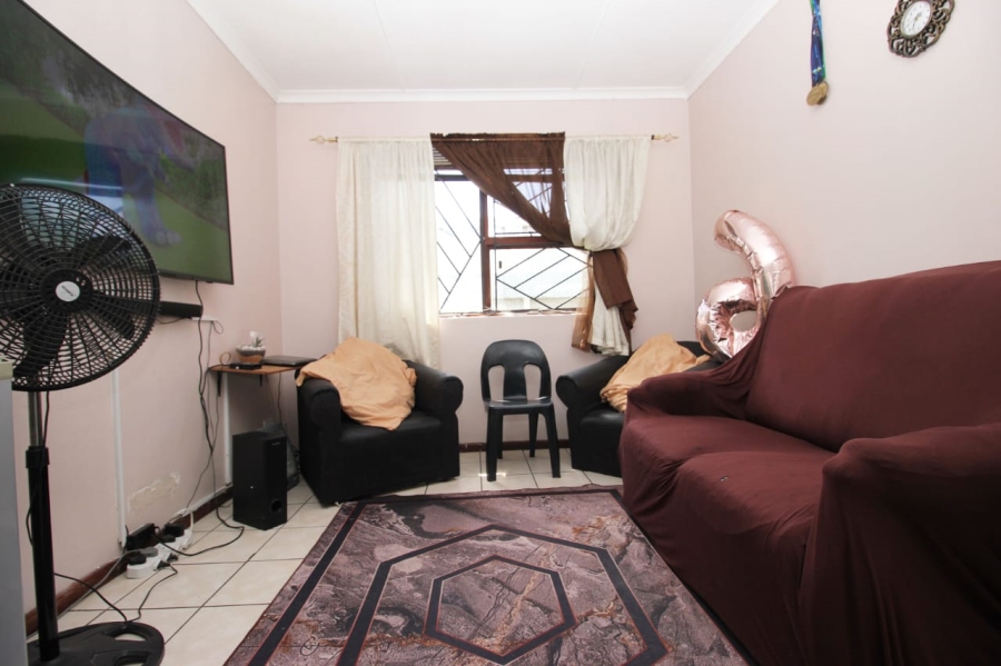 4 Bedroom Property for Sale in Hillview Western Cape